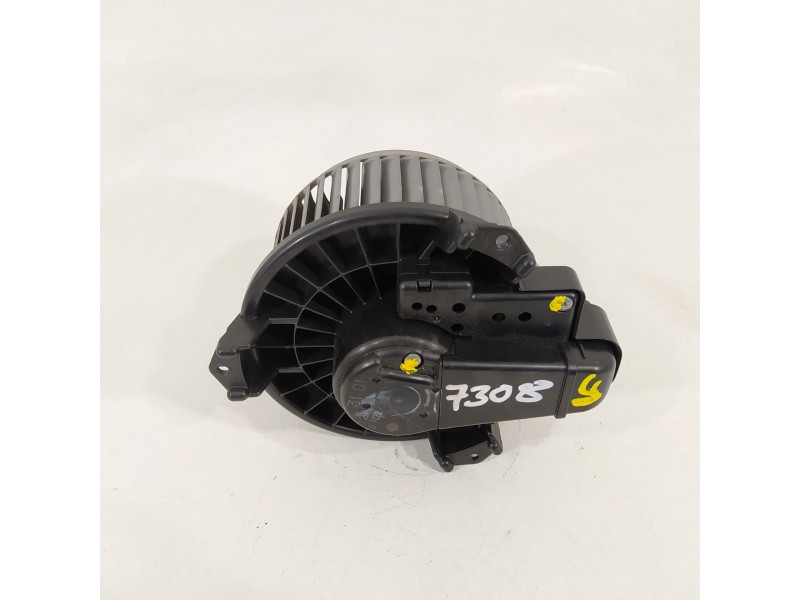 Recambio de ventilador calefaccion para toyota yaris active referencia OEM IAM   