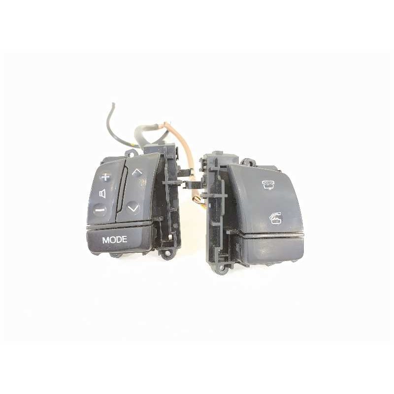 Recambio de mando volante para toyota yaris active referencia OEM IAM 3382N1N2  