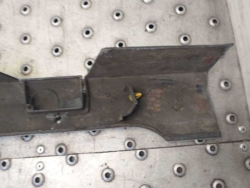 Recambio de faldon lateral para ford fiesta (cb1) 1.6 tdci cat referencia OEM IAM   