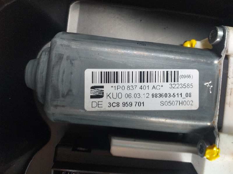 Recambio de elevalunas delantero izquierdo para seat leon (1p1) style copa referencia OEM IAM 1P0837401AC 3C8959701 3C0959793C