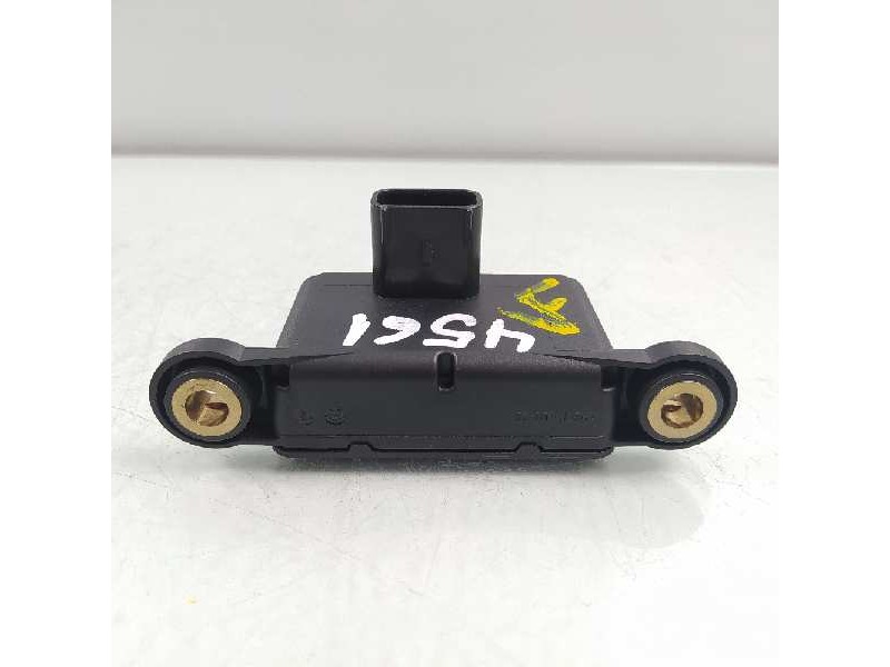 Recambio de modulo electronico para chevrolet cruze hatchback lt+ referencia OEM IAM 13505725 10170107253 BE31K121AK