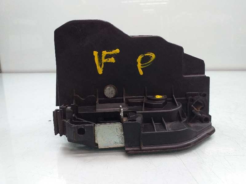 Recambio de cerradura puerta delantera izquierda para bmw serie 5 berlina (e60) 525d referencia OEM IAM 51217202143  