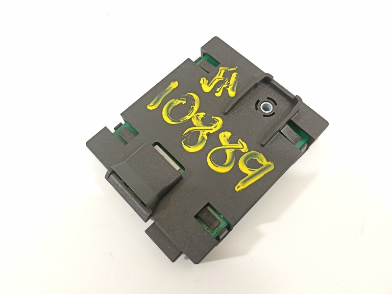 Recambio de antena para mercedes-benz clase b (w245) 180 cdi (245.207) referencia OEM IAM A1698200475 50110009 