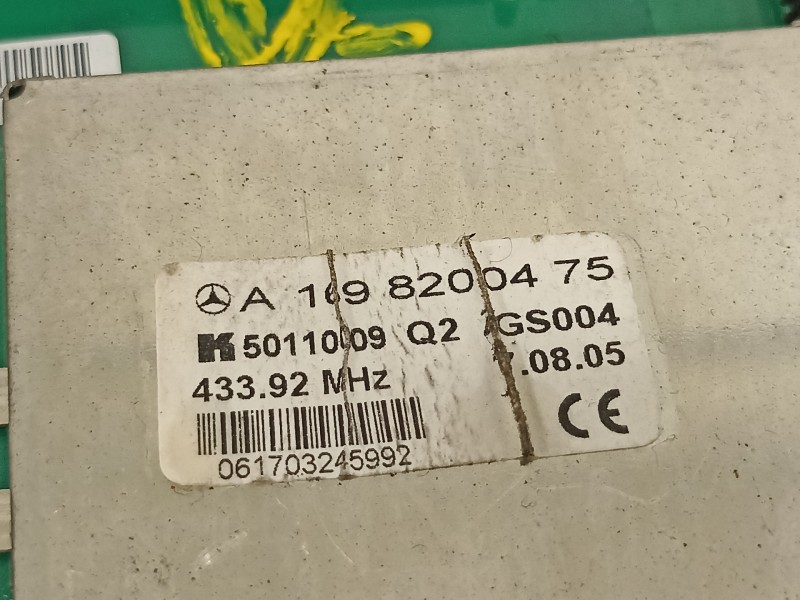 Recambio de antena para mercedes-benz clase b (w245) 180 cdi (245.207) referencia OEM IAM A1698200475 50110009 