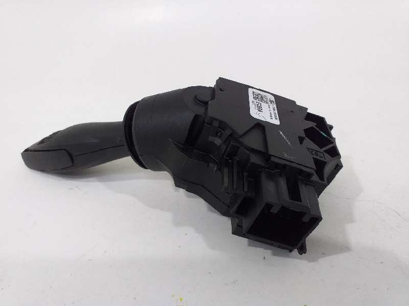 Recambio de mando limpia para ford ka+ ultimate referencia OEM IAM G1B517A553BA  