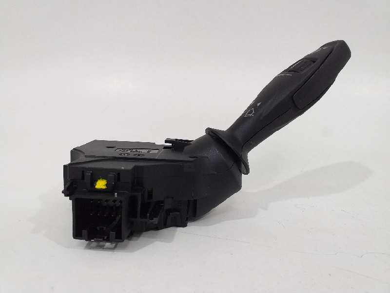 Recambio de mando limpia para ford ka+ ultimate referencia OEM IAM G1B517A553BA  