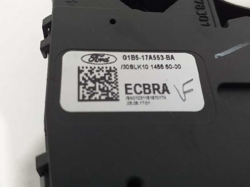 Recambio de mando limpia para ford ka+ ultimate referencia OEM IAM G1B517A553BA  