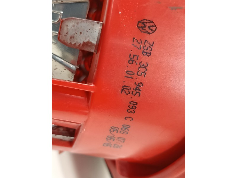 Recambio de piloto trasero izquierdo en porton para volkswagen passat berlina (3c2) advance referencia OEM IAM 3C5945093C  