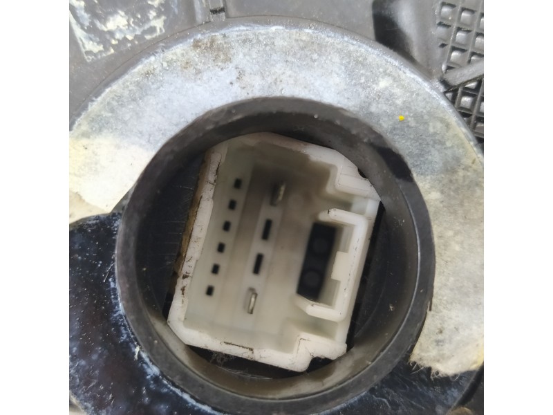 Recambio de cerradura puerta delantera derecha para toyota avensis wagon (t25) 2.2 d-4d executive referencia OEM IAM   