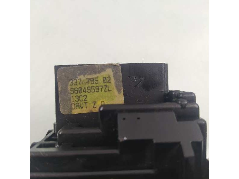 Recambio de mando limpia para citroën saxo 1.4 vts referencia OEM IAM 96049597ZL  
