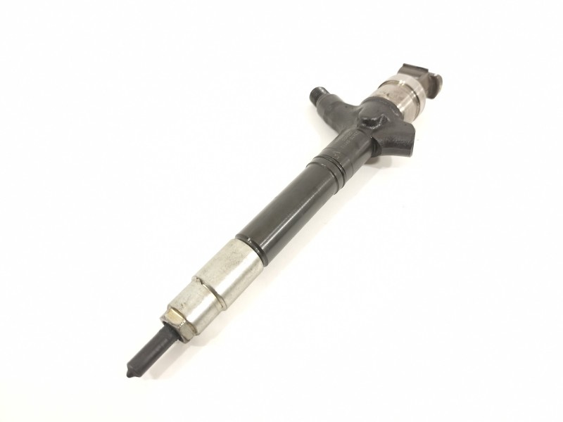 Recambio de inyector para toyota avensis wagon (t25) 2.2 d-4d executive referencia OEM IAM 236700R110  