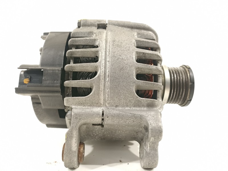 Recambio de alternador para seat leon (5f1) fr referencia OEM IAM 03L903023J  