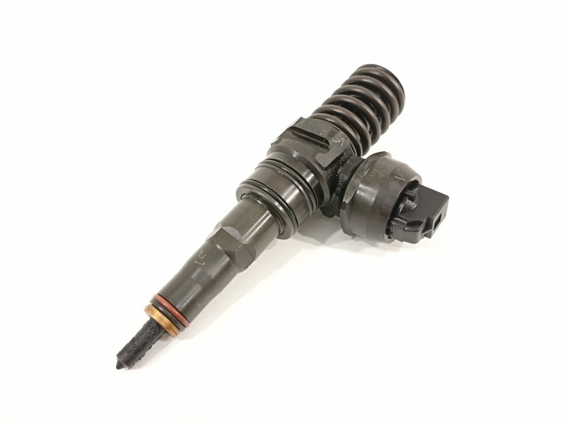 Recambio de inyector para seat ibiza (6l1) signo referencia OEM IAM 038130073AJ 0414720037 