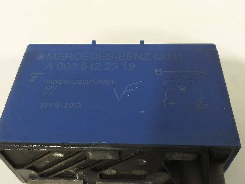 Recambio de rele para mercedes-benz clase cla (w117) cla 220 cdi (117.303) referencia OEM IAM A0035422319  