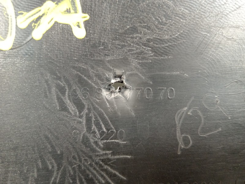 Recambio de paragolpes trasero para citroën c3 tonic referencia OEM IAM 9683977070  