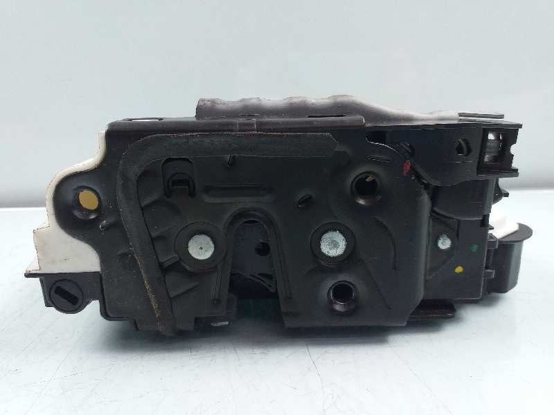 Recambio de cerradura puerta delantera derecha para seat ibiza (6p1) style connect referencia OEM IAM 5N1837016F  