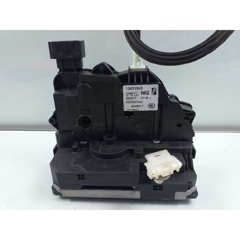 Recambio de cerradura puerta delantera derecha para opel corsa e selective referencia OEM IAM 13431840 0325407955 