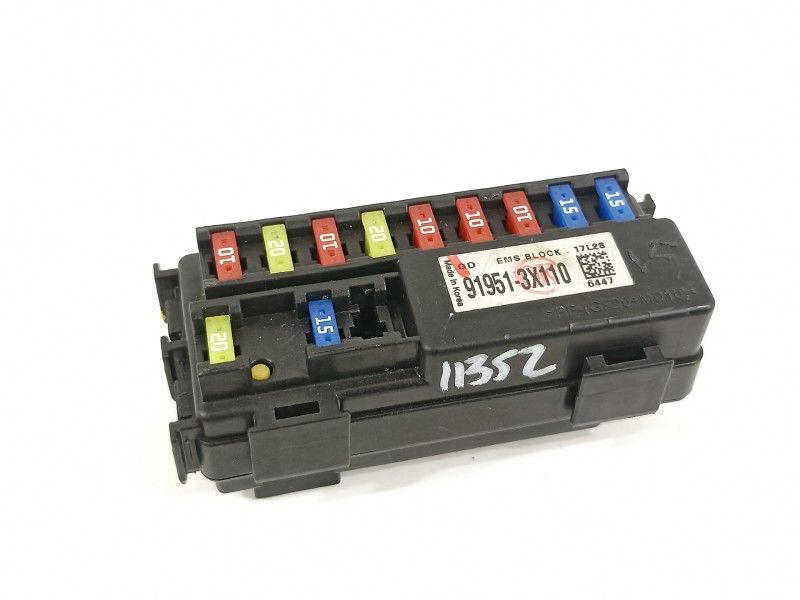 Recambio de caja reles / fusibles para kia carens ( ) basic referencia OEM IAM 919513X110  
