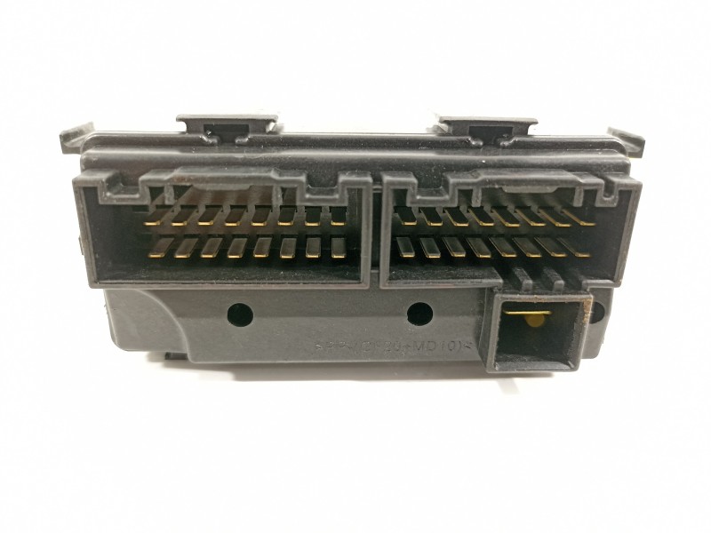 Recambio de caja reles / fusibles para kia carens ( ) basic referencia OEM IAM 919513X110  