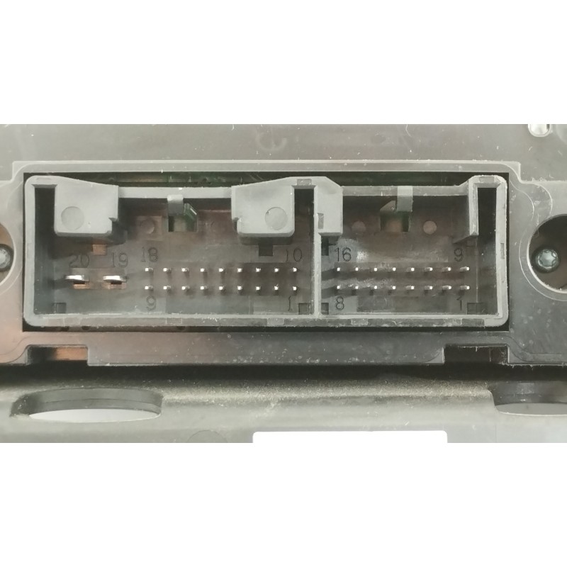 Recambio de mando climatizador para audi a5 sportback (8t) 2.0 tdi (125kw) referencia OEM IAM 8T1820043AH  