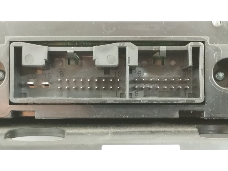 Recambio de mando climatizador para audi a5 sportback (8t) 2.0 tdi (125kw) referencia OEM IAM 8T1820043AH  