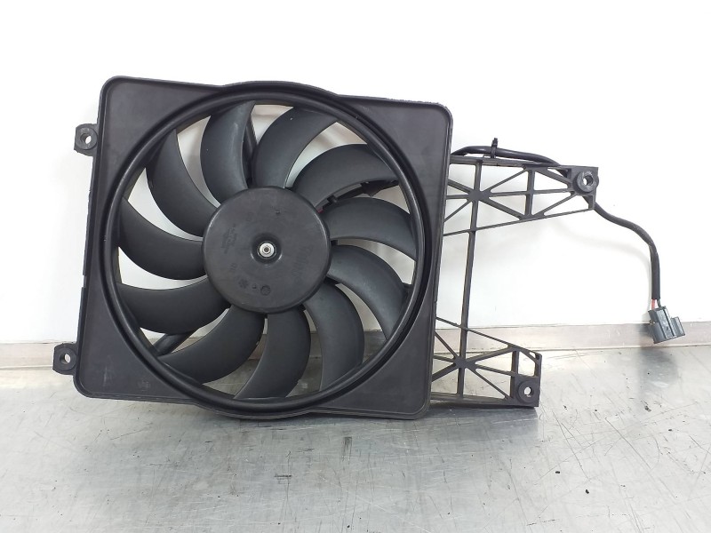 Recambio de electroventilador para » otros... santana 300 referencia OEM IAM 1776186CF  