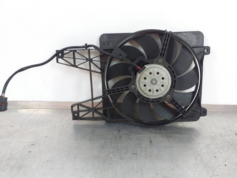 Recambio de electroventilador para » otros... santana 300 referencia OEM IAM 1776186CF  