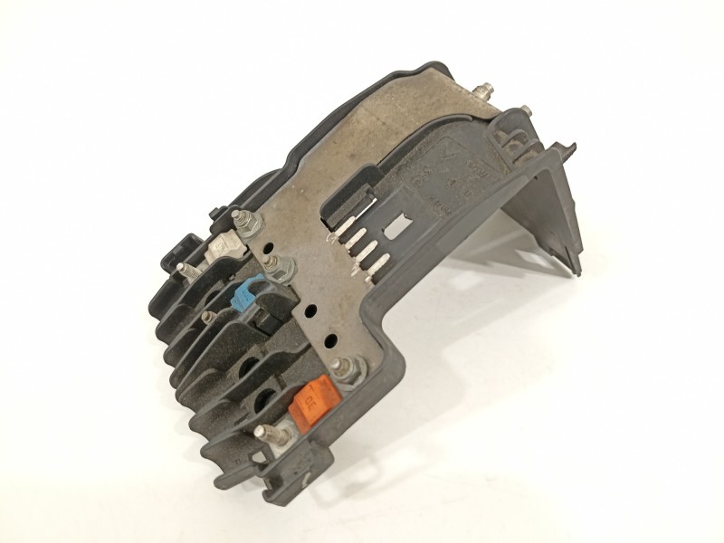 Recambio de caja reles / fusibles para peugeot 308 confort referencia OEM IAM 9663704680  