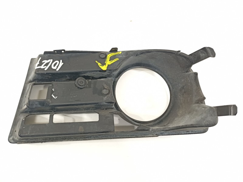 Recambio de rejilla paragolpes derecha para volkswagen golf v berlina (1k1) highline referencia OEM IAM 1K0853666C  