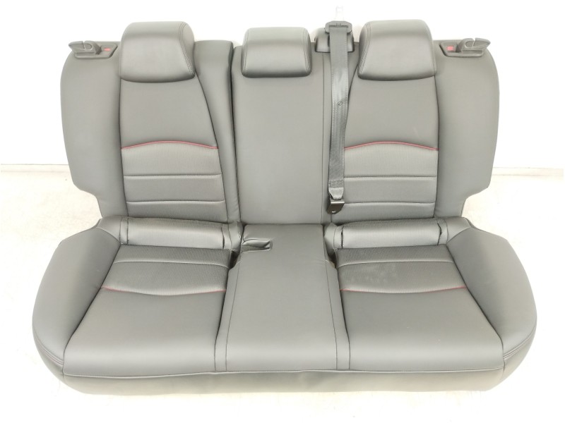 Recambio de asientos traseros para mazda cx-3 center-line referencia OEM IAM   