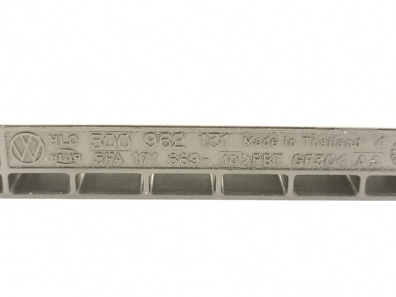 Recambio de antena para seat leon (5f1) fr referencia OEM IAM 5Q0962131  