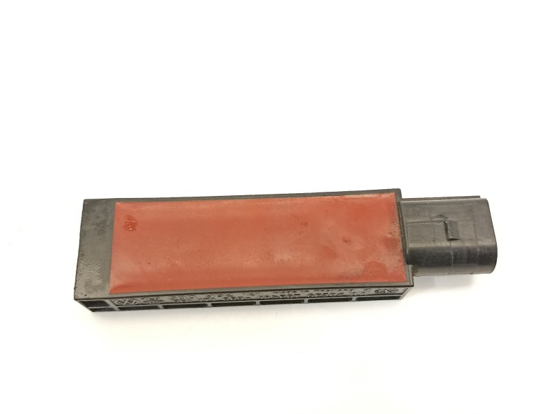 Recambio de antena para seat leon (5f1) fr referencia OEM IAM 5Q0962131  