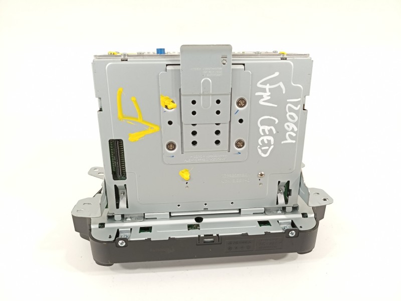 Recambio de sistema navegacion gps para kia cee´d drive referencia OEM IAM 96560A2520WK  