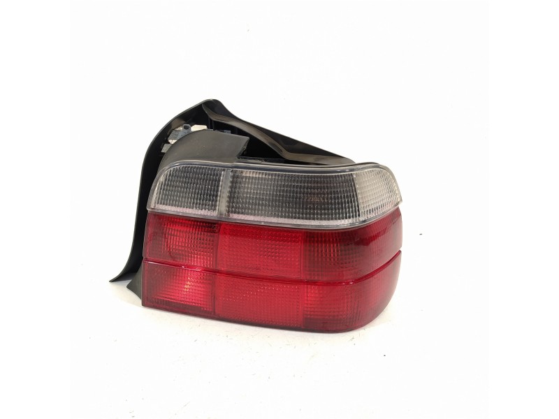 Recambio de piloto trasero derecho para bmw serie 3 compacto (e36) 318tds referencia OEM IAM 9402924  