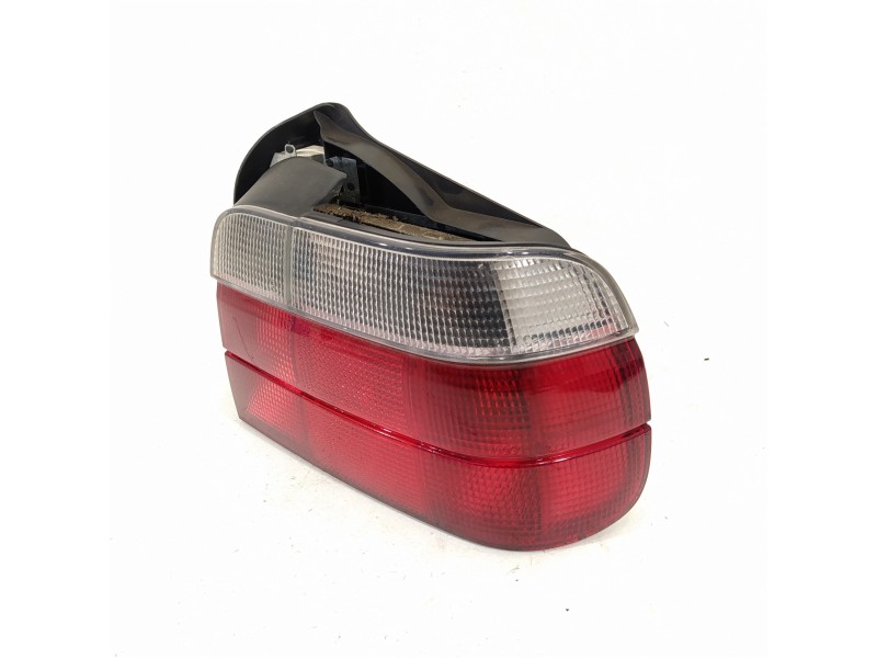 Recambio de piloto trasero derecho para bmw serie 3 compacto (e36) 318tds referencia OEM IAM 9402924  