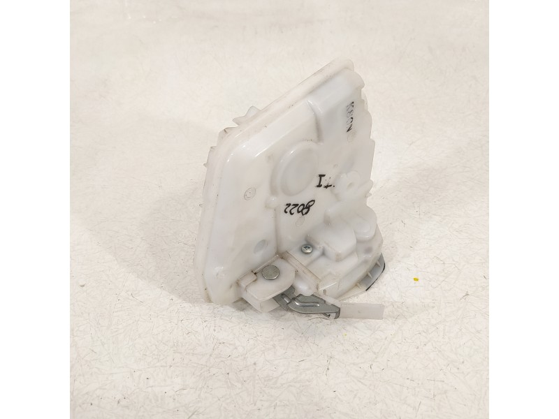 Recambio de cerradura puerta trasera izquierda para mazda cx-3 center-line referencia OEM IAM   