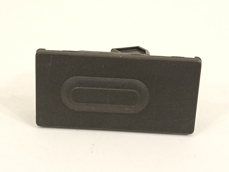 Recambio de maneta exterior porton para mazda cx-3 center-line referencia OEM IAM BHN1568D0  