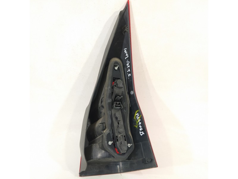 Recambio de piloto trasero izquierdo para renault megane ii familiar authentique referencia OEM IAM 8200142684  