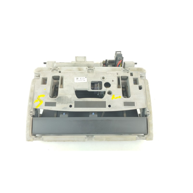 Recambio de pantalla multifuncion para audi a3 sportback (8va) ambiente referencia OEM IAM 8V0857273M 8V0919603C 8V0857974E