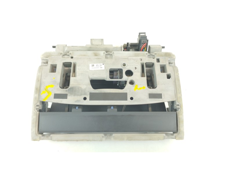 Recambio de pantalla multifuncion para audi a3 sportback (8va) ambiente referencia OEM IAM 8V0857273M 8V0919603C 8V0857974E