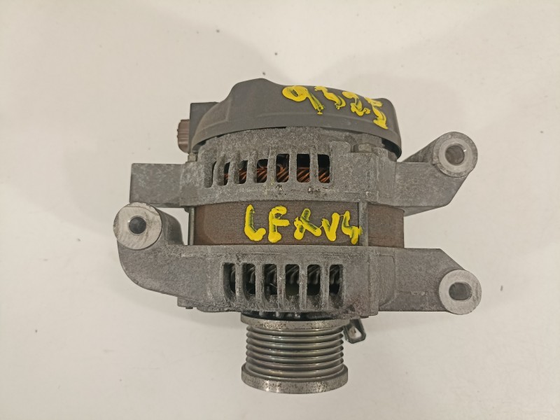 Recambio de alternador para lexus is 220 d (xe2) referencia OEM IAM 2706026030  