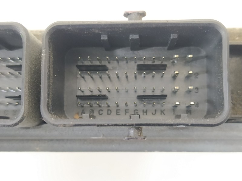 Recambio de centralita motor uce para ford fiesta (cb1) ambiente referencia OEM IAM AV2112A650CA  