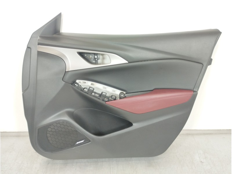 Recambio de guarnecido puerta delantera derecha para mazda cx-3 center-line referencia OEM IAM D10E68520G  