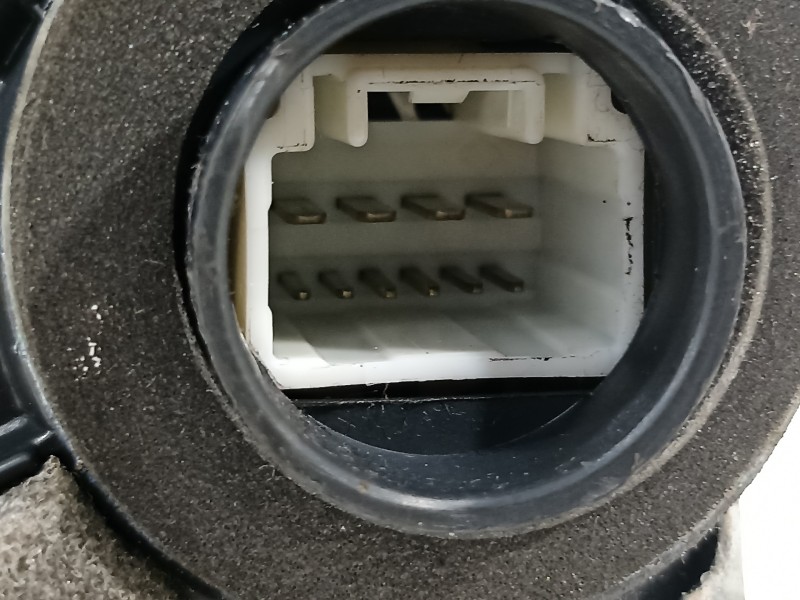 Recambio de cerradura puerta delantera derecha para lexus is 220 d (xe2) referencia OEM IAM 6903053090 R49B2418 