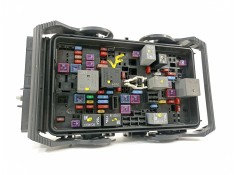 Recambio de caja reles / fusibles para opel insignia grand sport business referencia OEM IAM 39116627  