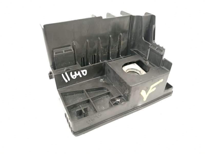 Recambio de caja reles / fusibles para opel insignia grand sport business referencia OEM IAM 39116699  