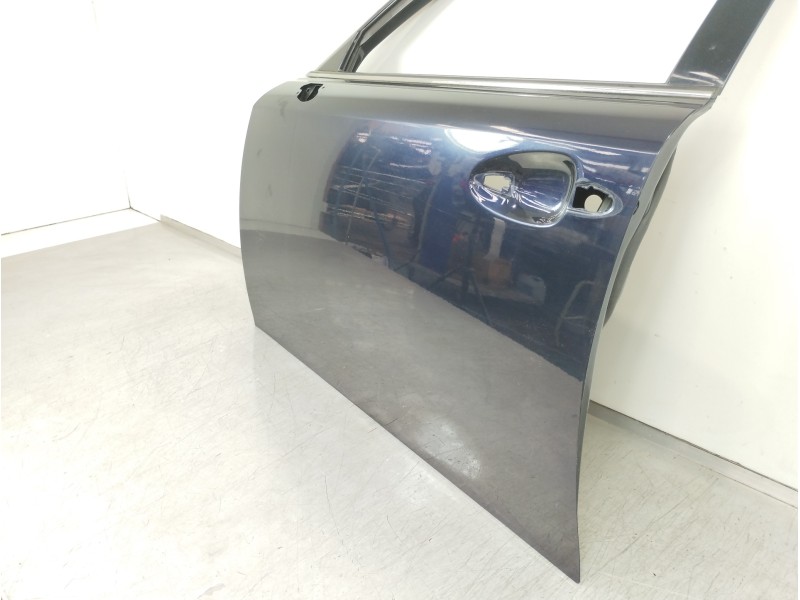 Recambio de puerta delantera izquierda para lexus is 220 d (xe2) referencia OEM IAM 6700253050  