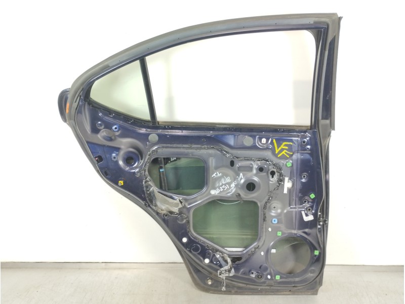 Recambio de puerta trasera izquierda para lexus is 220 d (xe2) referencia OEM IAM JTHBB262302  