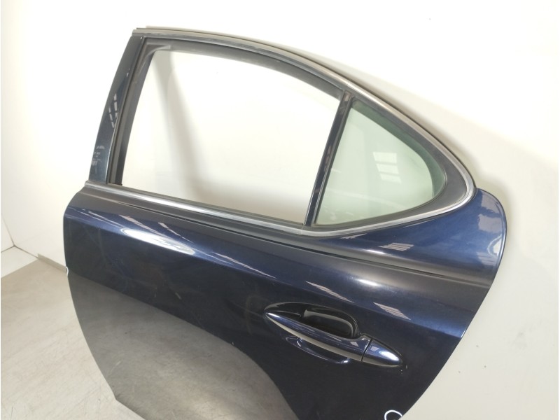 Recambio de puerta trasera izquierda para lexus is 220 d (xe2) referencia OEM IAM JTHBB262302  