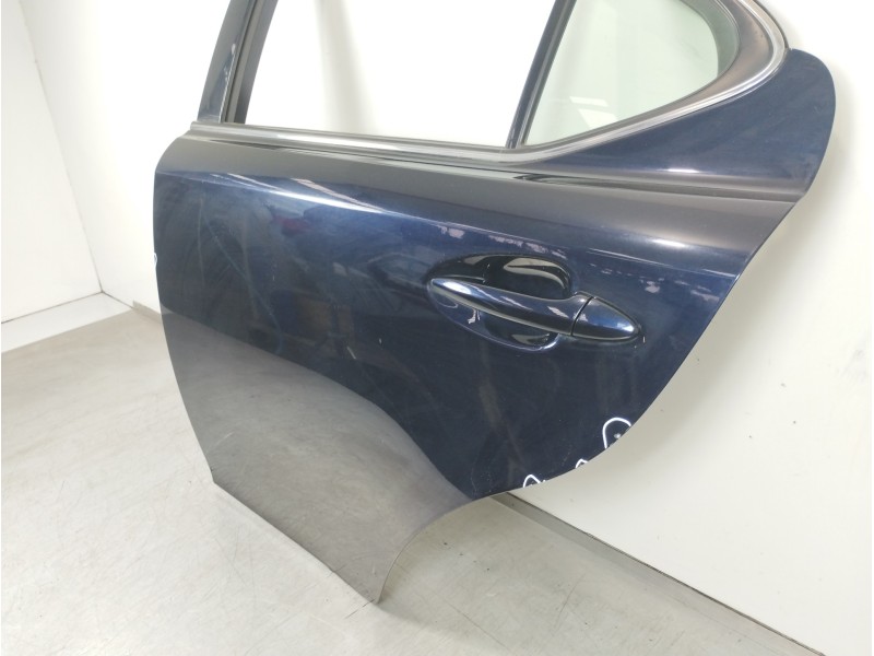 Recambio de puerta trasera izquierda para lexus is 220 d (xe2) referencia OEM IAM JTHBB262302  